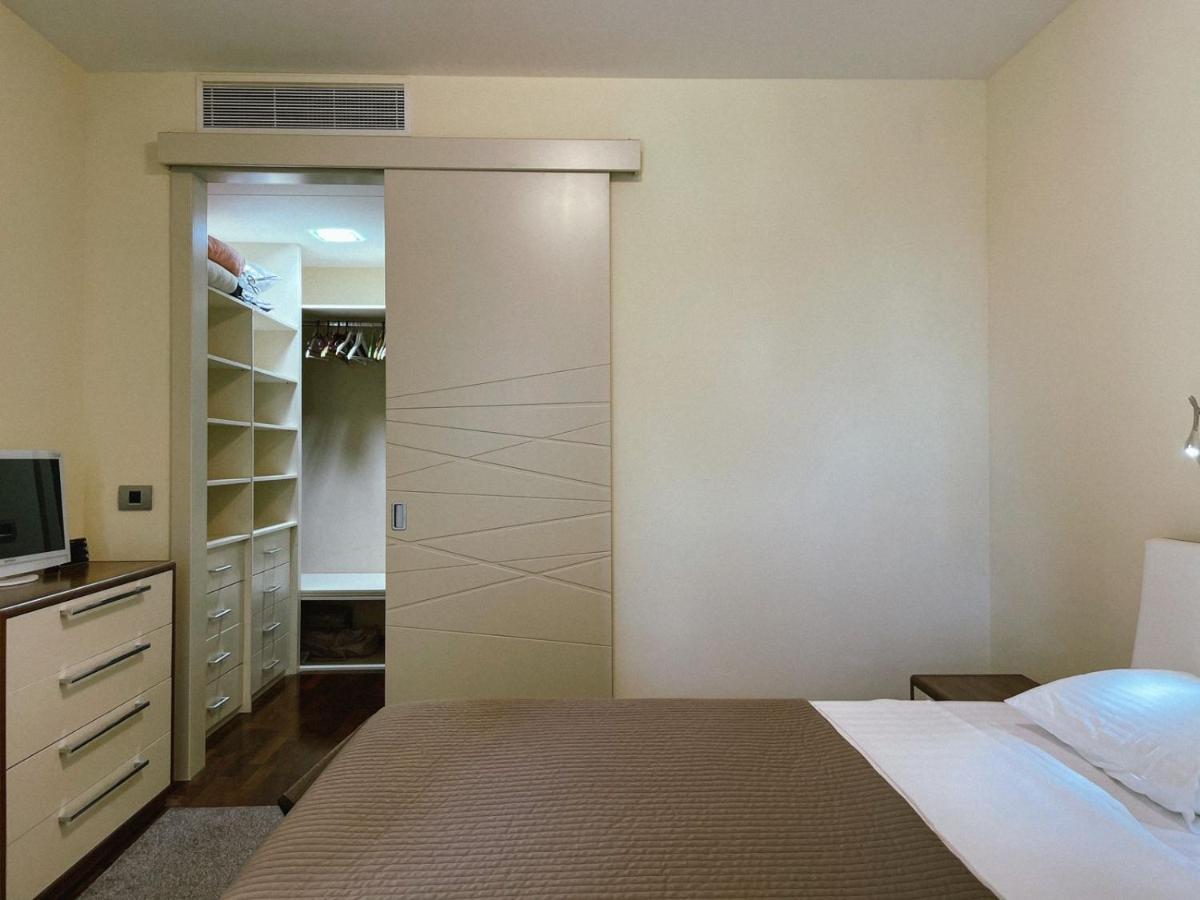 Oziris Apartment ブドヴァ エクステリア 写真
