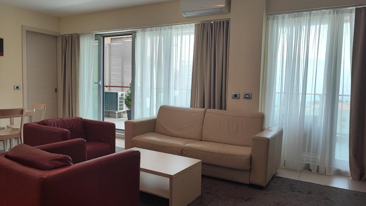 Oziris Apartment ブドヴァ エクステリア 写真